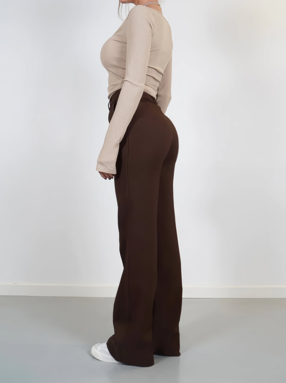 CHARLOTTE Modern Flare Pants
