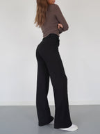CHARLOTTE Modern Flare Pants