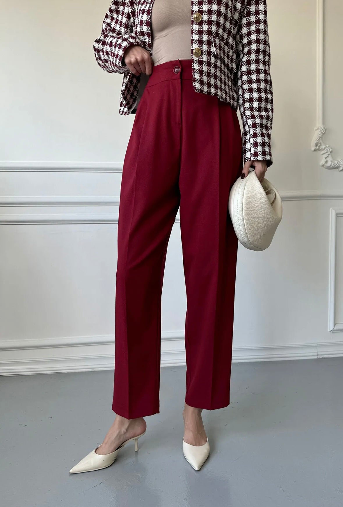 Vera | Classic Slim-Fit Dress Pants