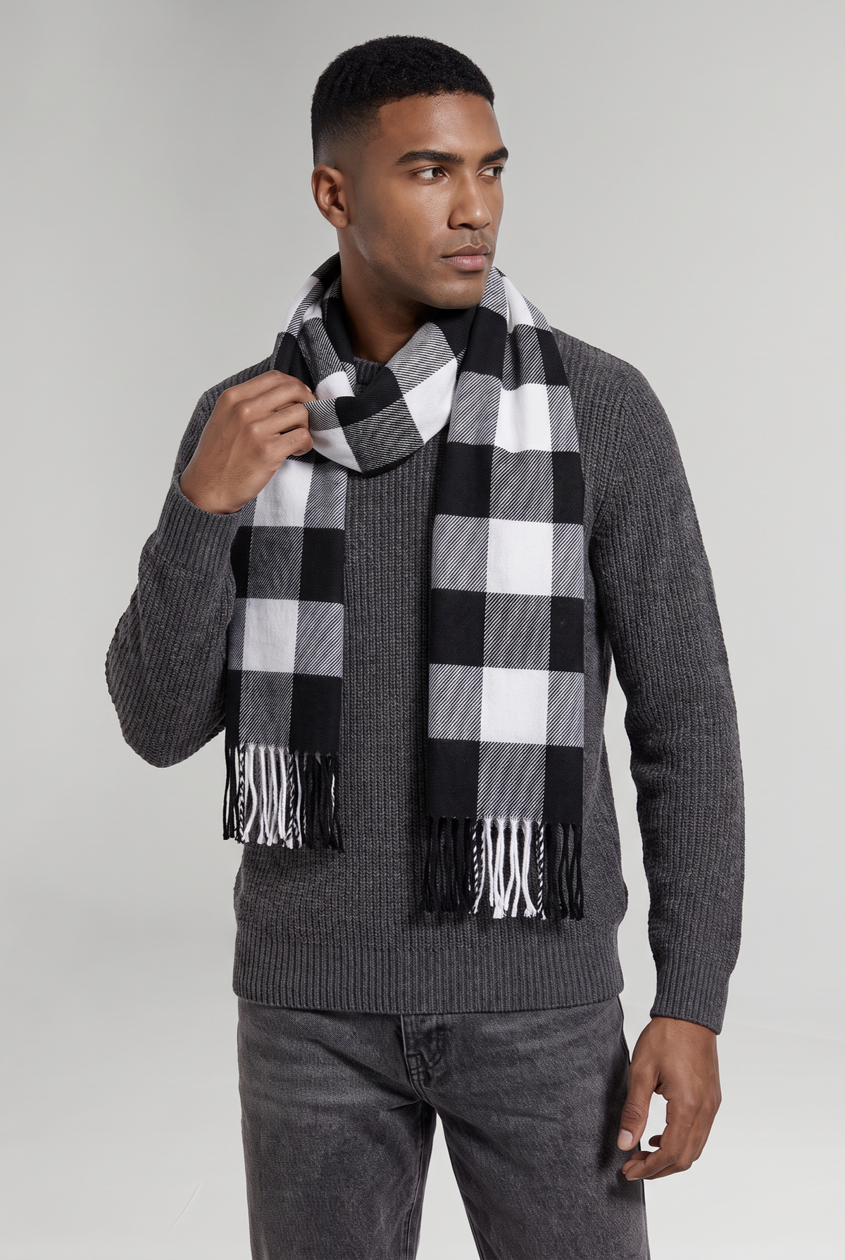 Men's Scarf Checked Tassel Detail in Black & White