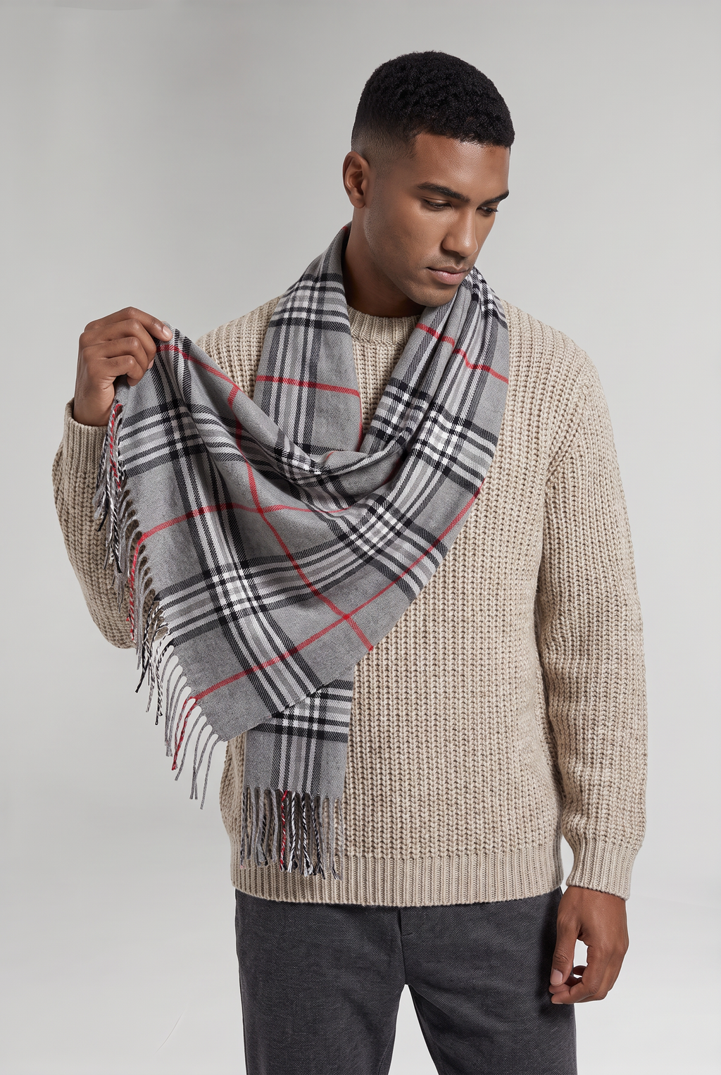 Men's Scarf Checked Tassel Detail in Light Grey