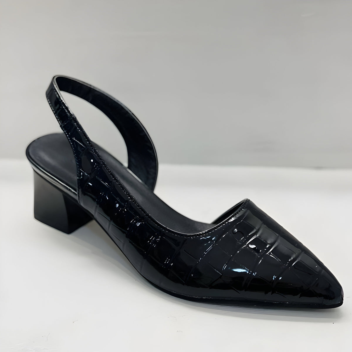 CLARA | Elegant Comfort Pumps