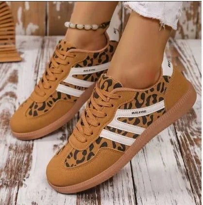 Women's Retro Sneakers: Timeless Style & Superior Comfort