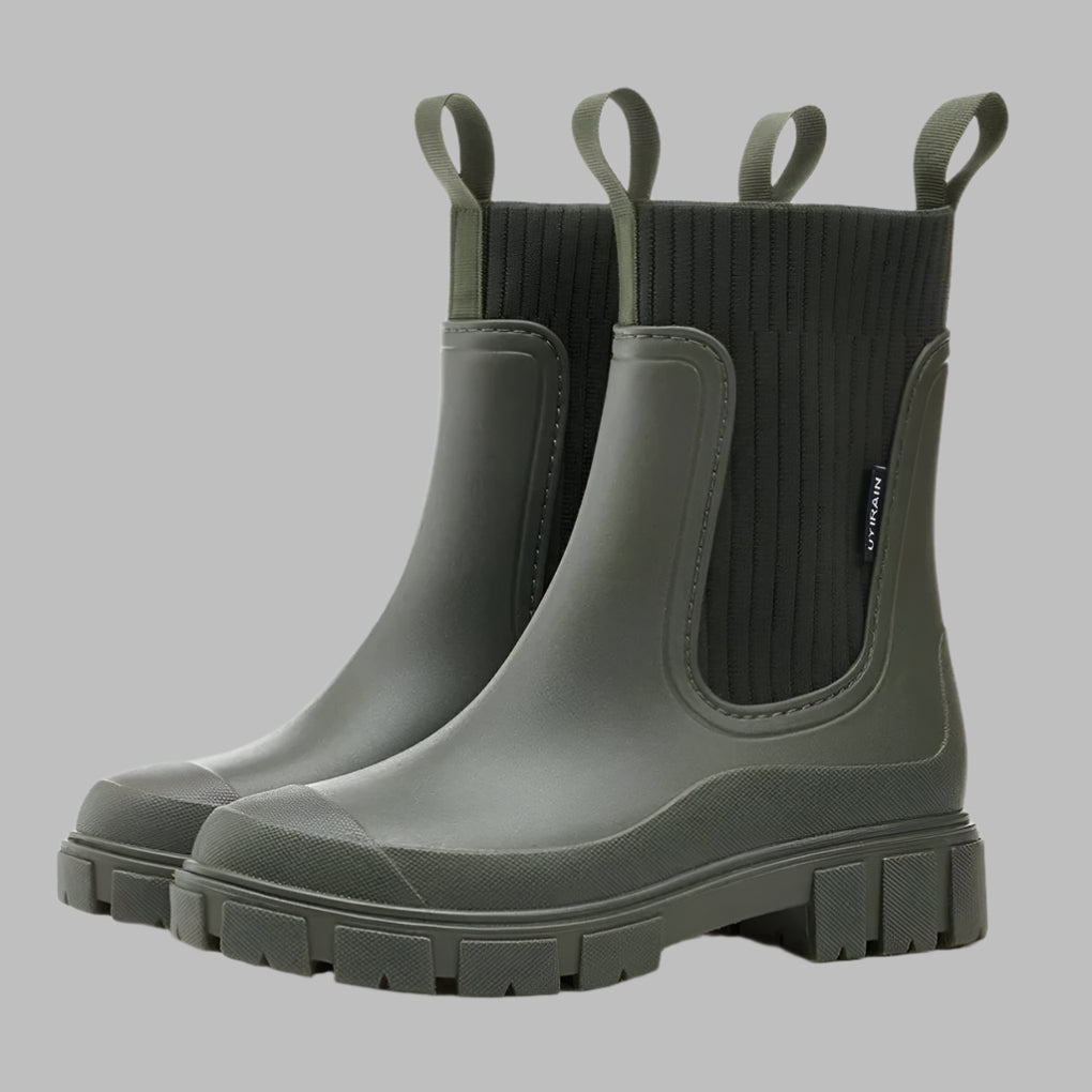 Women's Chelsea Boots, Water-Repellent and Comfortable for Fall