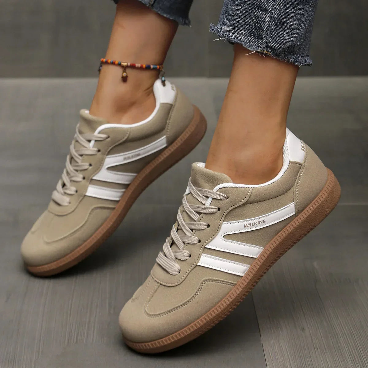 Women's Retro Sneakers: Timeless Style & Superior Comfort