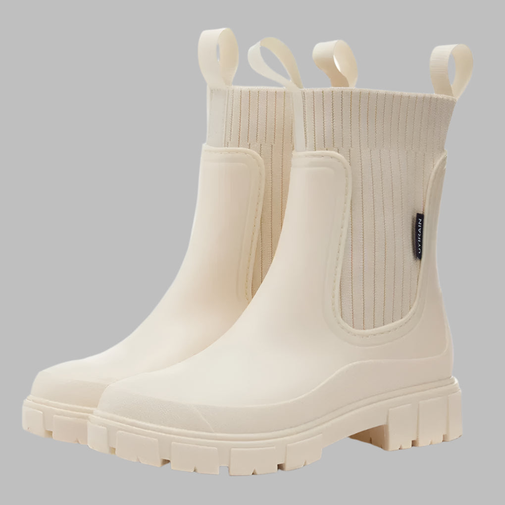 Women's Chelsea Boots, Water-Repellent and Comfortable for Fall