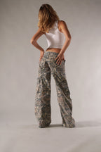 Mila | Cargohose mit Camouflage-Muster